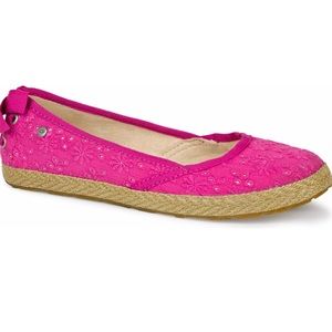 NEW Girl’s UGG Tassy Eyelet Pink Shoes Bows 5